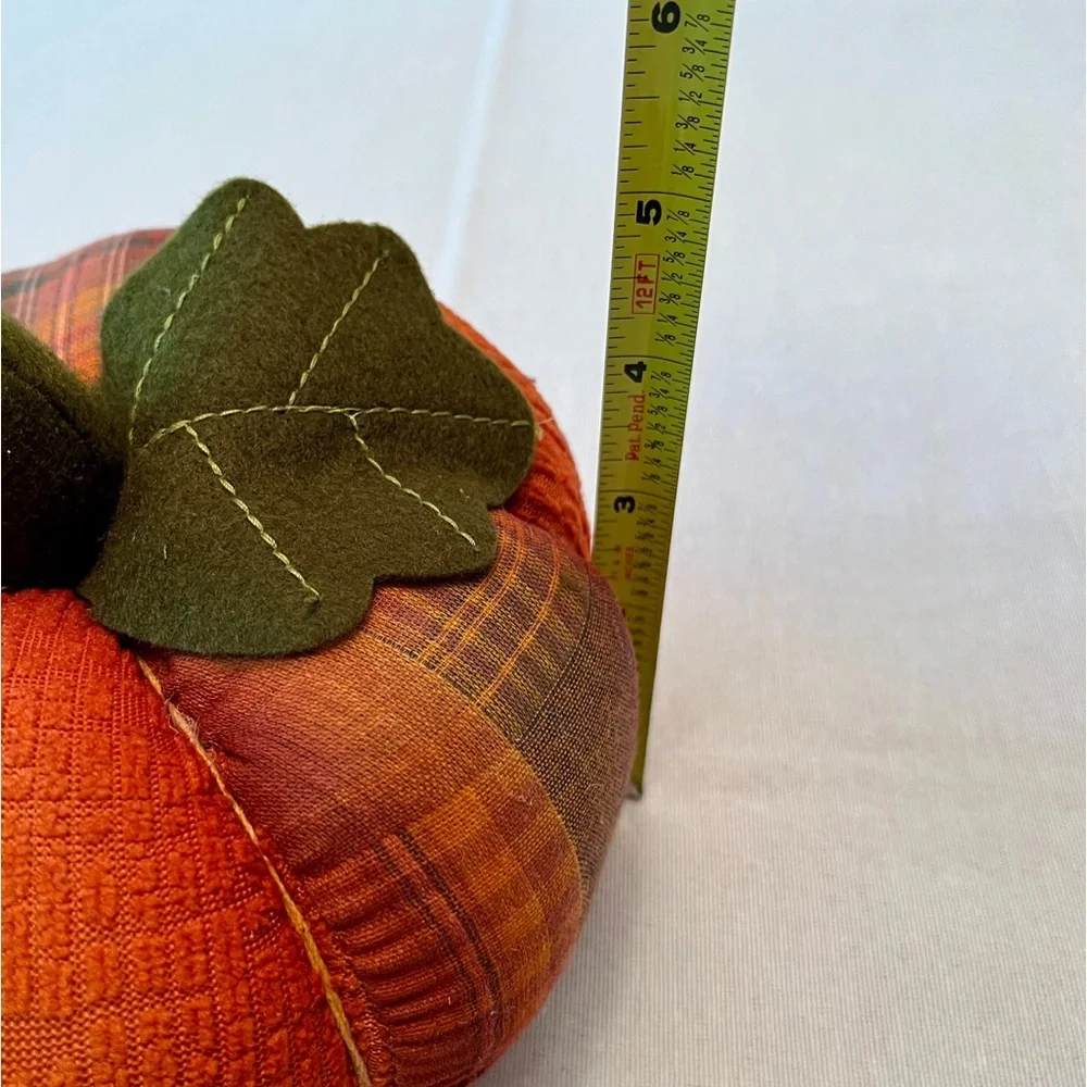 Handcrafted Felt Bundle Swag Patchwork Plaid Stuffed Pumpkins Fall Thanksgiving